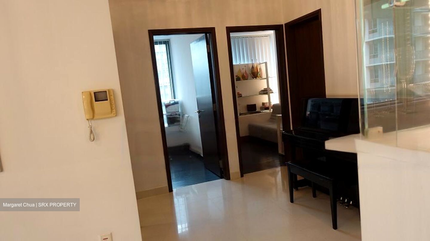 Suites @ Surrey (D11), Apartment #460179571